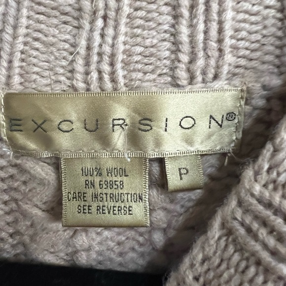 Excursion Thick Brown Cable Wool Sweater - Picture 3 of 3
